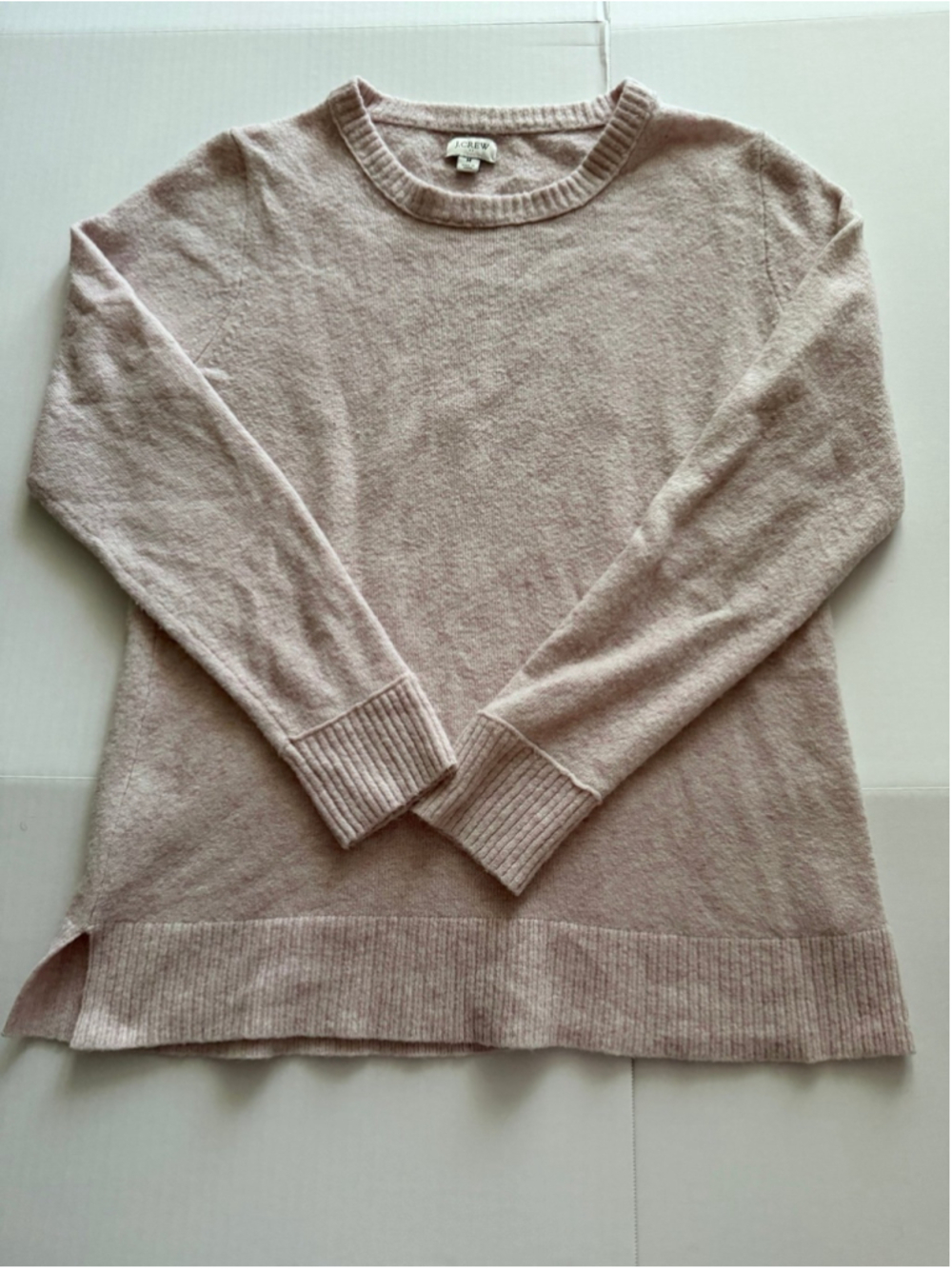 J.Crew pink crewneck sweater in a soft heathered knit with split hem sz M